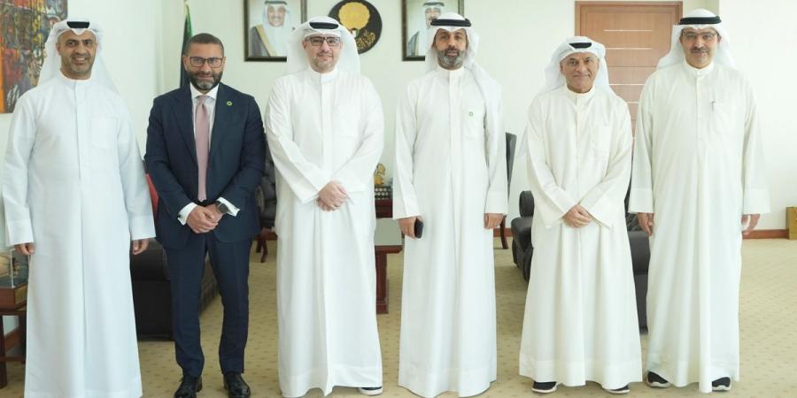 «التعليم العالي» و«بيت التمويل» بحثا دعم مبادرات خدمة الطلبة
