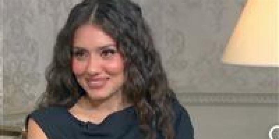 غياب
      جيهان
      الشماشرجي
      عن
      ثاني
      جلسات
      محاكمتها
      في
      قضية
      السرقة
      بالإكراه
