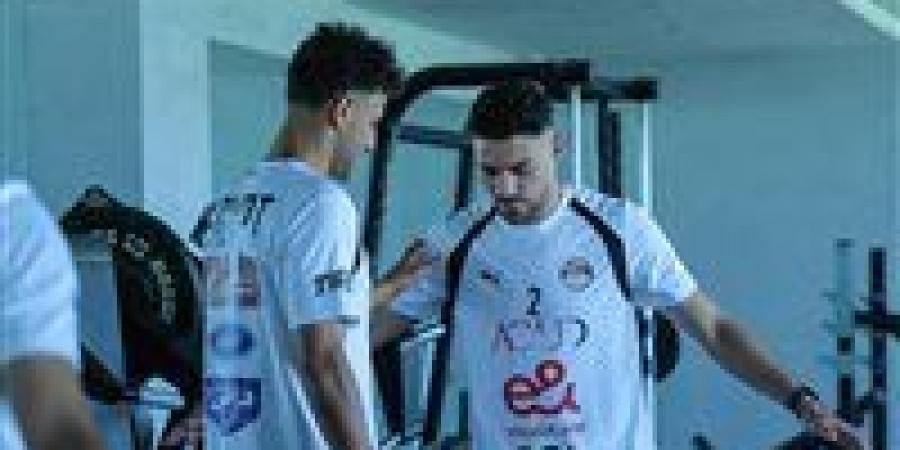 منتخب
      مصر
      يخوض
      تدريب
      في
      "الجيم"
      استعداداً
      لودية
      روسيا..
      صور