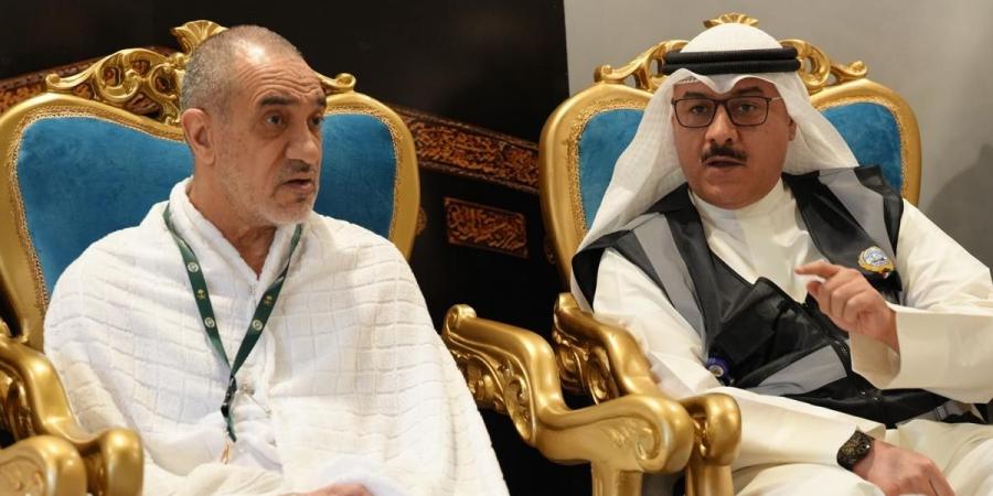 النائب الأول وزير الداخلية يزور مقر بعثة الحج الكويتية في مكة المكرمة