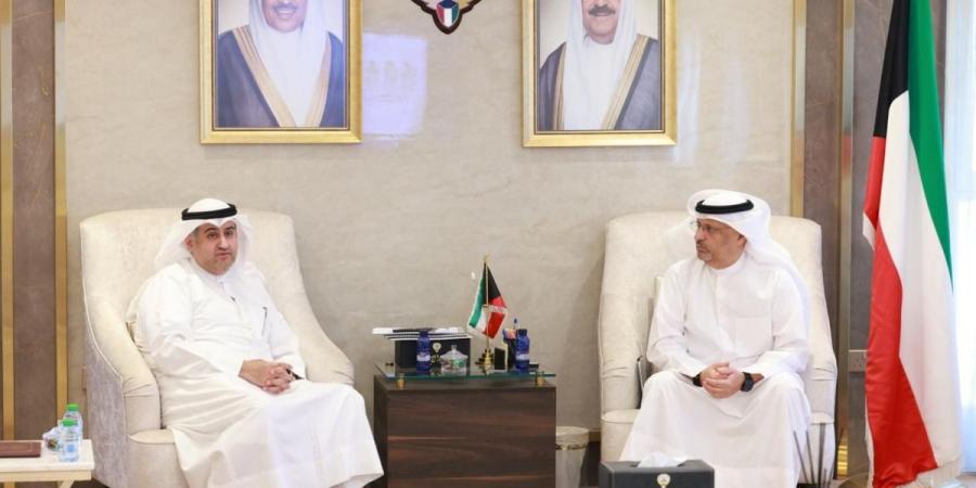 العمر والسميط: ترسيخ القيم الأسرية عبر خطاب إعلامي وطني متكامل