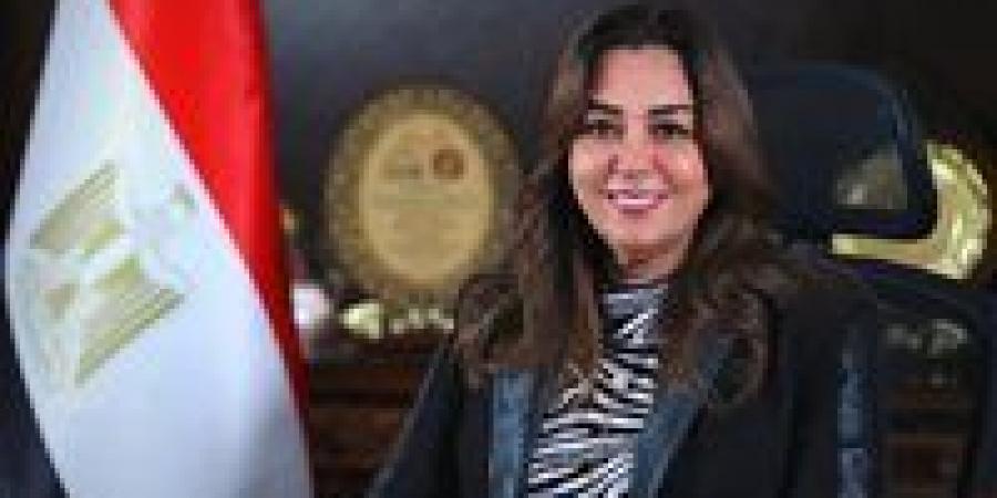 وزيرة
      التنمية
      تتابع
      استعدادات
      المحافظات
      لعيد
      الأضحى
      المبارك