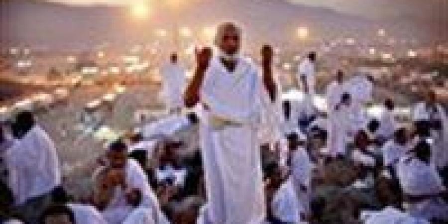 هل
      يقتصر
      فضل
      يوم
      عرفة
      على
      الحجاج
      فقط؟