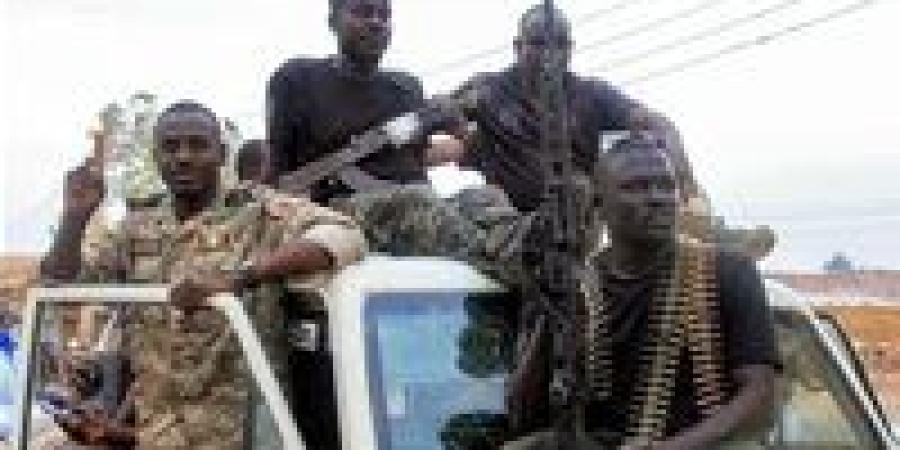 الجيش
      السوداني
      يحبط
      هجوماً
      للدعم
      السريع
      ويكبدها
      خسائر
      فادحة
      بالنيل
      الأزرق