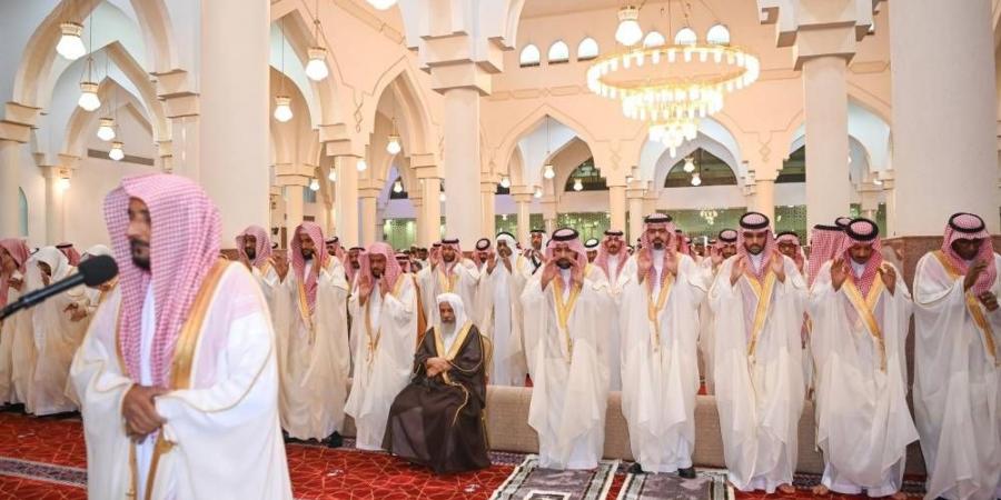 المصلون يؤدون صلاة عيد الأضحى في مختلف المناطق