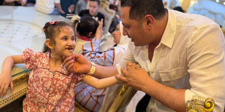 «فرحة
      العيد
      لا
      تكتمل
      إلا
      بهم»..
      النائب
      سيد
      سمير
      يشارك
      الأطفال
      من
      ذوي
      الهمم
      احتفالات
      عيد
      الأضحى
      بالدقهلية