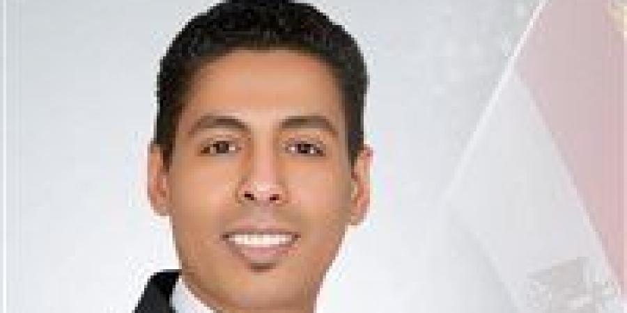 شريف
      الأسواني
      يكتب:
      السيادة
      المفقودة..
      حين
      يصبح
      المستقبل
      بالتقسيط