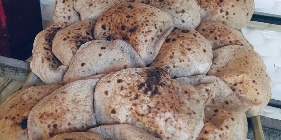 في
      رابع
      أيام
      عيد
      الأضحى
      المبارك..
      تموين
      الإسماعيلية
      يضبط
      6
      أطنان
      دقيق
      مدعم
      قبل
      تهريبها
      للسوق
      السوداء