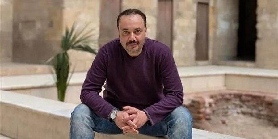 عنده
      مشاكل
      صحية..
      الصفحة
      الرسمية
      لـ
      سامح
      صفوت
      تكشف
      أخر
      تطورات
      حالته
      الصحية