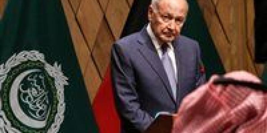 ​أبو
      الغيط:
      استمرار
      الاعتداءات
      الإيرانية
      يعمق
      عزلتها
      الإقليمية