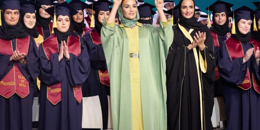 الشيخة موزا بنت ناصر تشهد حفل تكريم مدارس مؤسسة قطر 2026 "صور وفيديو"