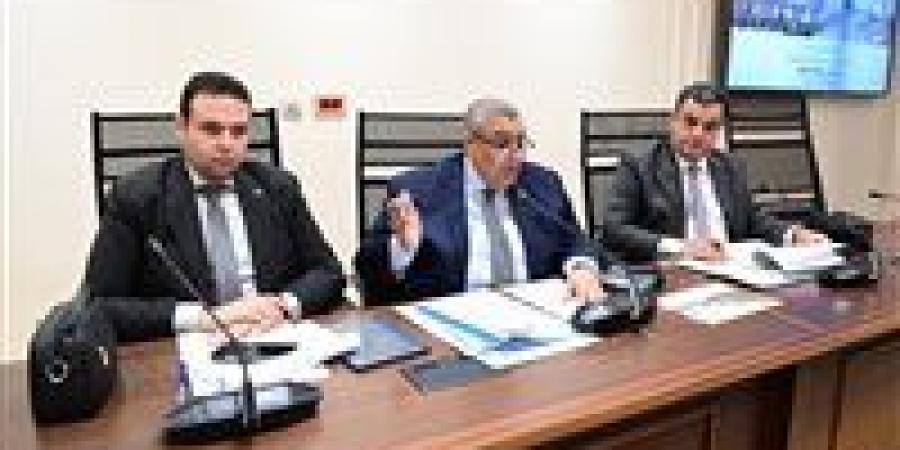 لجنة
      الخطة
      والموازنة
      بالنواب
      توافق
      على
      موازنة
      البريد
      بـ106.3
      مليار
      جنيه
      في
      2026/2027