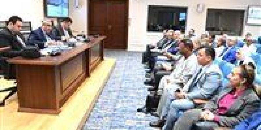 «خطة
      النواب»
      تبدأ
      مناقشة
      موازنة
      الاتصالات
      والبريد
      وتنظيم
      الاتصالات
      للعام
      المالي
      2026/2027