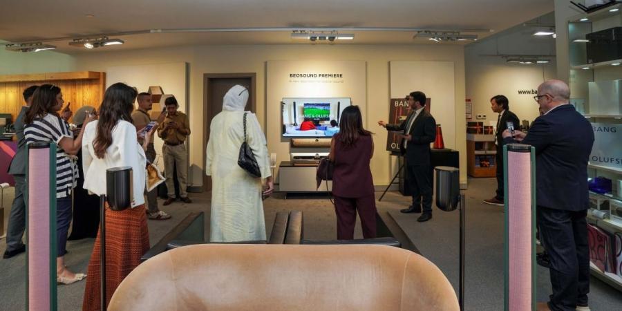 بانج آند أوليفسن تكشف عن ساوندبار Beosound Premiere القوي
