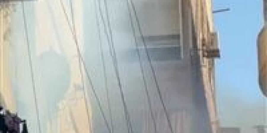 نشوب
      حريق
      داخل
      شقة
      سكنية
      في
      مغاغة
      بالمنيا
      ..
      والحماية
      المدنية
      تسيطر
      على
      النيران