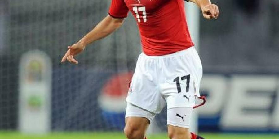 زكي
      عبد
      الفتاح:
      برادلي
      منح
      أحمد
      حسن
      مباريات
      إضافية
      لتحطيم
      رقم
      عميد
      لاعبي
      العالم