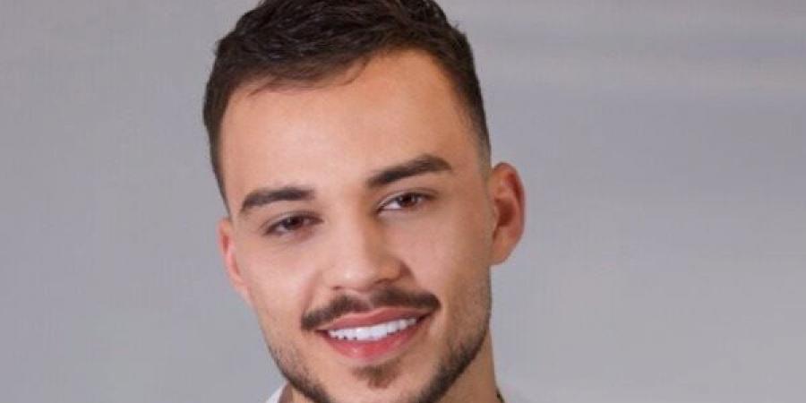 سيلاوي
      يعلن
      دخوله
      المستشفى
      مرة
      أخرى:
      هغيب
      شوية
      عشان
      أكون
      أحسن