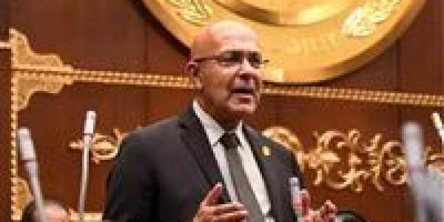 النائب
      أحمد
      صبور:
      العلمين
      الجديدة
      نموذج
      عالمي
      للتنمية
      المتكاملة
      ..
      والساحل
      الشمالي
      الغربي
      أصبح
      أحد
      أهم
      محركات
      النمو
      الاقتصادي
      في
      مصر