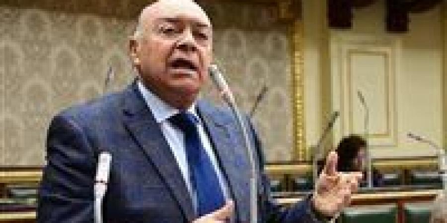النائب
      وحيد
      قرقر:
      مد
      وقف
      "ضريبة
      الأطيان"
      انحياز
      حقيقي
      للمزارع
      البسيط
      وتخفيف
      لأعباء
      المعيشة
