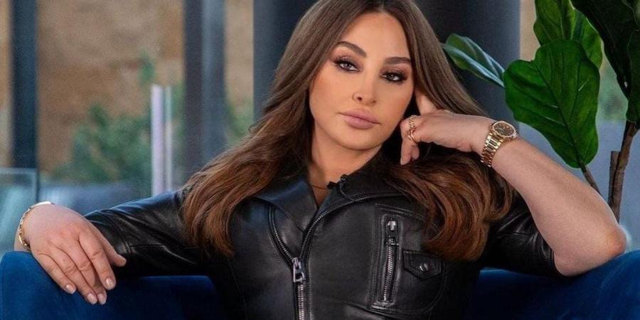إليسا
      تعود
      إلى
      مصر
      لحفل
      مرتقب
      بالقاهرة..
      اعرف
      تفاصيله