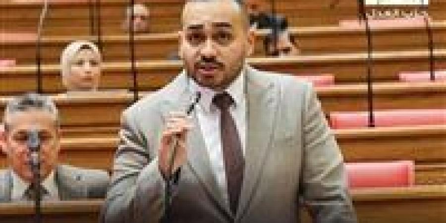 النائب
      أحمد
      ناصر
      يتقدم
      بطلب
      إحاطة
      بشأن
      جدوى
      المناطق
      الحرة
      الخدمية
      وأثرها
      على
      تنمية
      صادرات
      الخدمات