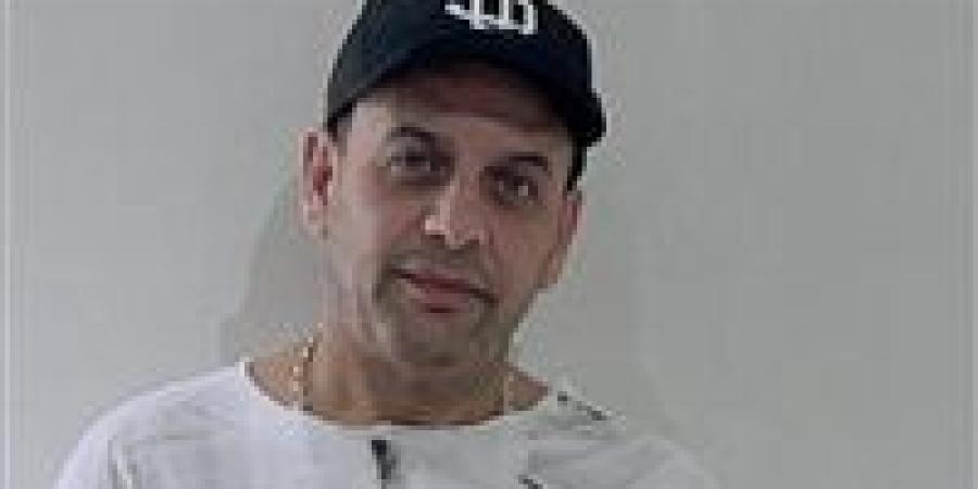 قريبا..
      مصطفى
      قمر
      يروج
      لطرح
      أغنيته
      الجديدة
      من
      ألبوم
      قمر
      قمرين
