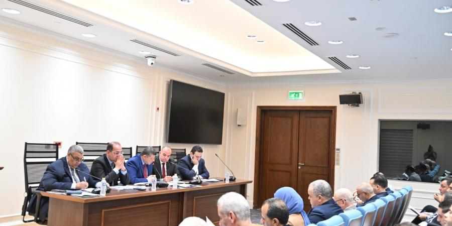 وزير
      المالية
      ورئيس
      خطة
      النواب
      يؤكدان
      عدم
      صحة
      فرض
      رسوم
      إضافية
      على
      مغادرة
      الدولة