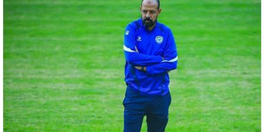 عماد
      النحاس
      يفتح
      باب
      الرحيل
      بعد
      تتويج
      المصري
      بكأس
      عاصمة
      مصر:
      أمتلك
      عروضًا
      خارجية
      والأولوية
      للنادي