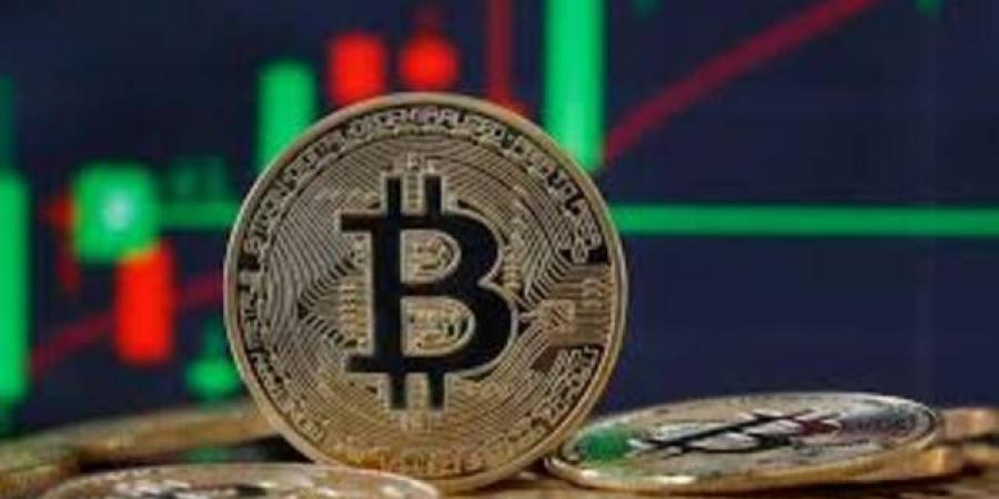 "بيتكوين" تتجاوز 63,000 دولار مع إقبال المستثمرين ووقف إطلاق النار