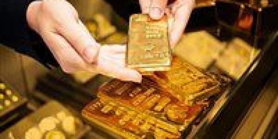 عاجل|
      مفاجأة
      غير
      متوقعة
      في
      أسعار
      الذهب
      الآن
      في
      مصر..
      أعرف
      بكام