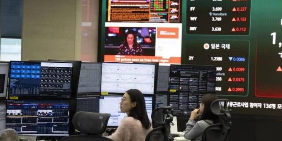 شركات تصنيع رقائق الذاكرة تقود انتعاشاً قوياً في بورصة كوريا