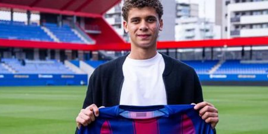 برشلونة يفعل بند شراء حمزة عبد الكريم نهائيًا من الأهلي بعد تألقه اللافت