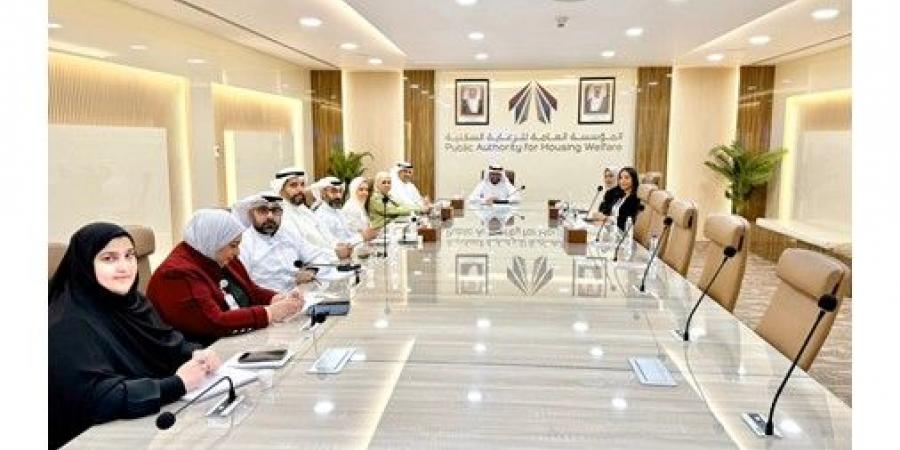 «السكنية»
بحثت
مع
«تكنولوجيا
المعلومات»
الاستفادة
من
منصة
«واصل»
لتعزيز
الخدمات
الرقمية