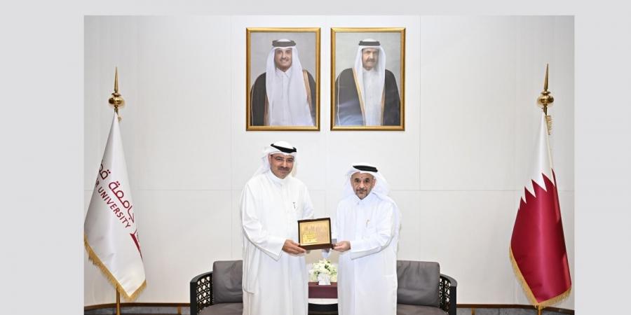 جامعة قطر ووزارة التعليم العالي الكويتية تستعرضان سبل تعزيز التعاون الأكاديمي والبحثي