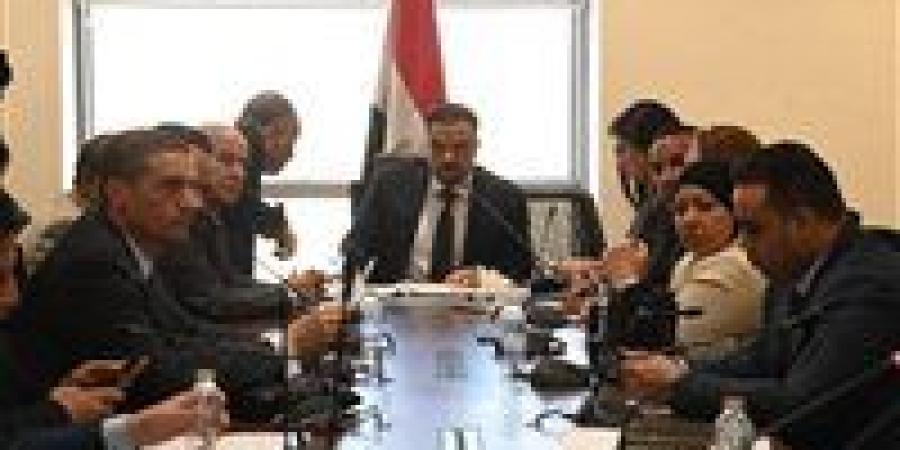 110
      مليون
      خلفكم..
      رئيس
      لجنة
      الشباب
      بالبرلمان
      يوجه
      رسالة
      دعم
      للمنتخب
      القومي
      في
      انطلاقة
      مشواره
      بكأس
      العالم