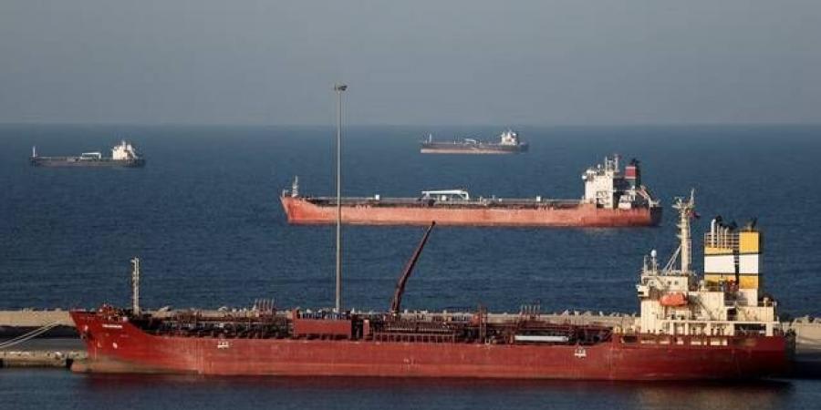 نائب
      ترامب:
      الاتفاق
      الأمريكي
      الإيراني
      سيفتح
      مضيق
      هرمز
      دون
      رسوم