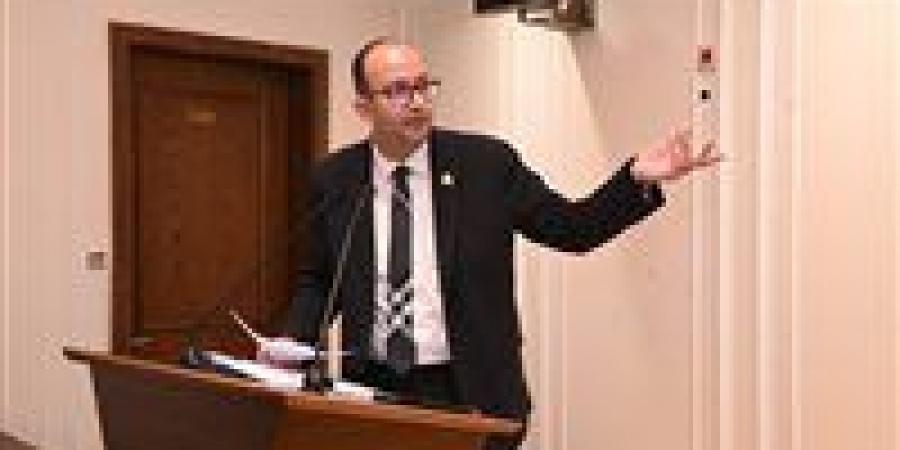 لجنة
      الإسكان
      تناقش
      طلب
      إحاطة
      للنائب
      عمرو
      عويضة
      بشأن
      مشروعات
      الصرف
      الصحي
      بطهطا