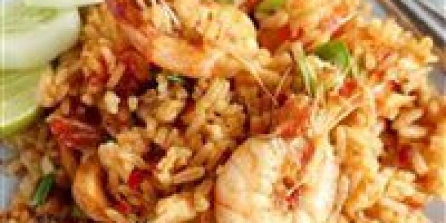 أشهى من المطاعم.. جمبري الفاهيتا مع أرز الصيادية بطعم لا يقاوم