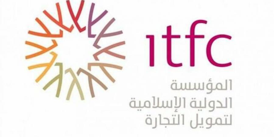 "الدولية
      الإسلامية"
      توقع
      3
      اتفاقيات
      استراتيجية
      لدعم
      التجارة
      والتنمية