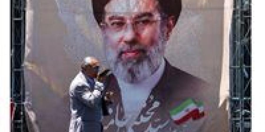 إيران
      بعد
      الحرب..
      اقتصاد
      يترنح
      وتحديات
      وجودية
      تهدد
      الاستقرار
