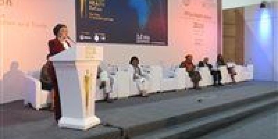 نائب
      وزير
      الصحة:
      صحة
      الأم
      والطفل
      استثمار
      وطني
      وسيادي
      في
      مستقبل
      مصر
      والتنمية
      المستدامة