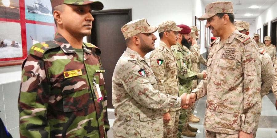 رئيس الأركان يشهد ختام التمرين النهائي لدورة القيادة والأركان المشتركة