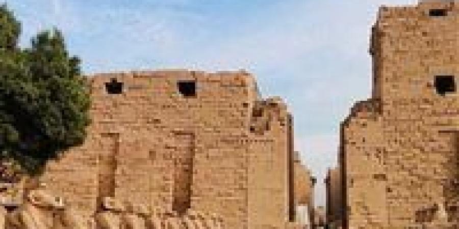 السياحة
      حول
      كافيتريا
      معابد
      الكرنك
      الجديدة:
      أُنشئت
      بديلاً
      للكافيتريا
      القديمة..
      ونُفذت
      وفق
      المعايير
      الدولية