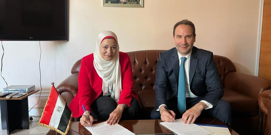 وزارة
      العمل
      تنجح
      في
      توفير
      وثيقة
      تأمين
      طبية
      واجتماعية
      حصرية
      للمصريين
      العاملين
      بلبنان