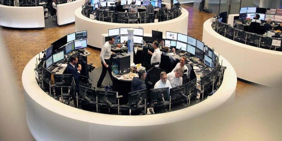 تباين أداء أسواق الأسهم الأوروبية وسط ترقب لمسار الفائدة الأمريكية