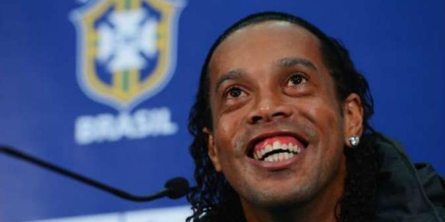 مفاجأة غير متوقعة.. الساحر "رونالدينيو" يعود إلى الملاعب بعد 11 عاما من اعتزاله