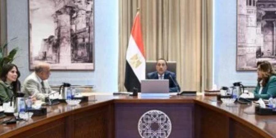 رئيس الوزراء يتابع موقف تعديلات قانون التصالح فى مخالفات البناء وإتاحة تيسيرات