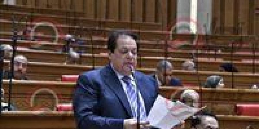 النائب
      محمد
      أبو
      العينين:
      الموازنة
      أقل
      من
      إمكانات
      الاقتصاد..
      ونحتاج
      لتفجير
      الطاقات
      العاطلة