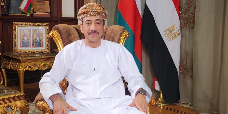 «فوز
      مصر
      فخر
      لكل
      عربي»..
      سفير
      عمان
      بالقاهرة
      يهنئ
      الفراعنة
      بفوزه
      في
      بطولة
      كأس
      العالم