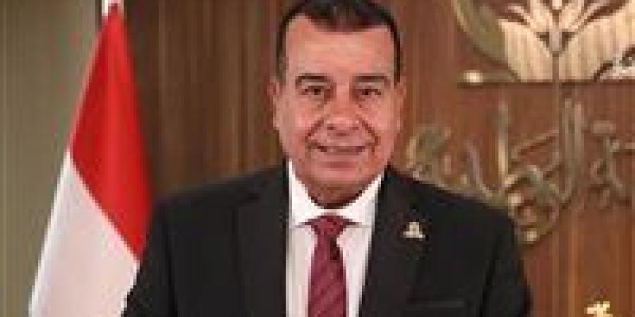 محمود
      مرجان:
      إطلاق
      صناديق
      استثمارية
      جديدة
      وإنشاء
      منصة
      للمصانع
      المتعثرة
      خطوة
      استراتيجية
      لتعزيز
      الصناعة
      الوطنية